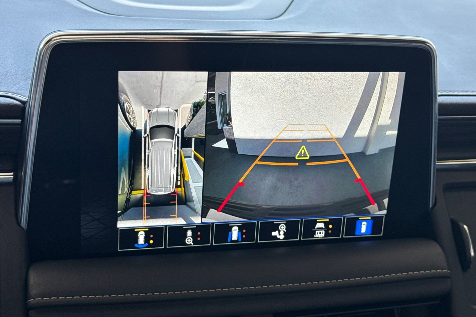 2022 Gmc Yukon SLT photo 19