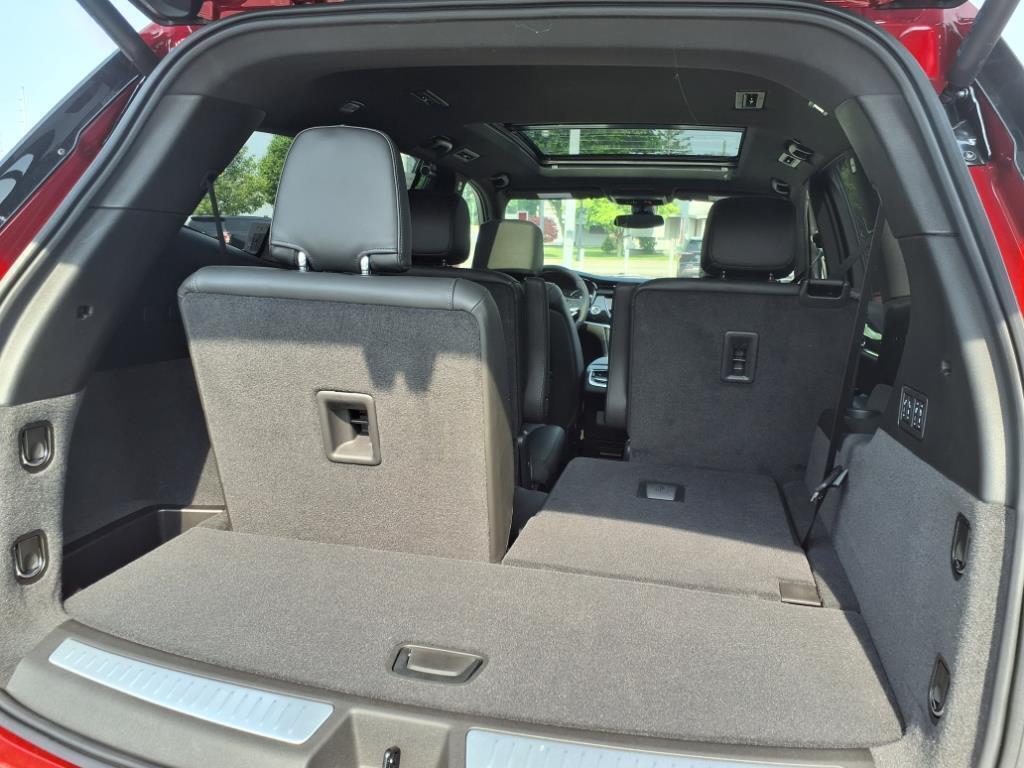 2025 Cadillac XT6 Sport photo 12