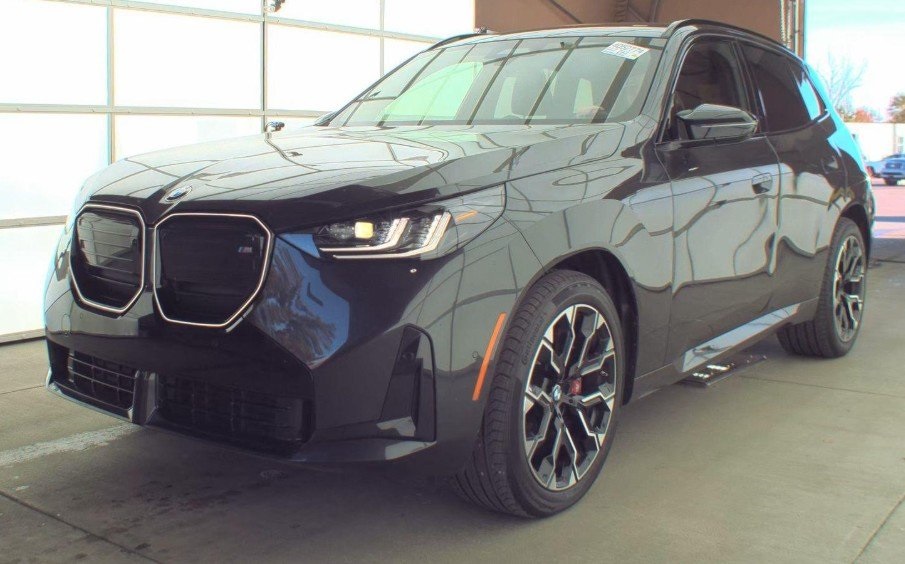 2025 BMW X3 M50's photo