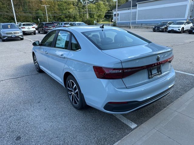 2025 Volkswagen Jetta SE photo 2