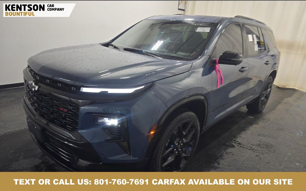 2024 Chevrolet Traverse RS's photo