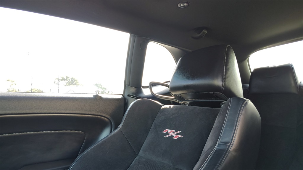 2015 Dodge Challenger R/T Scat Pack photo 22