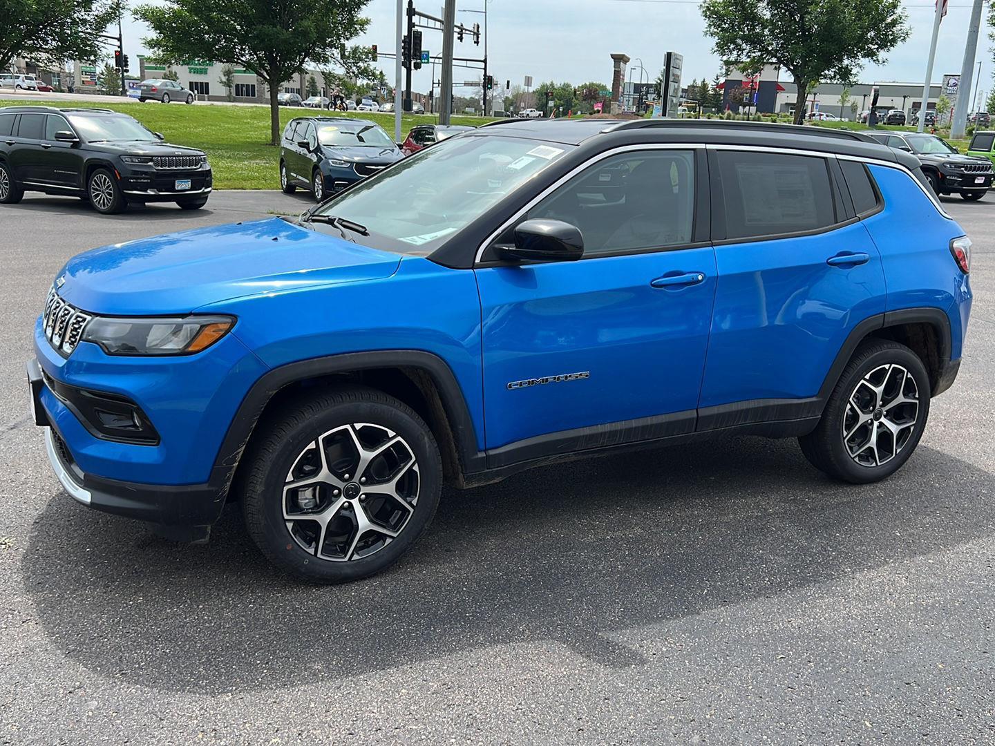 2025 Jeep Compass Limited's photo