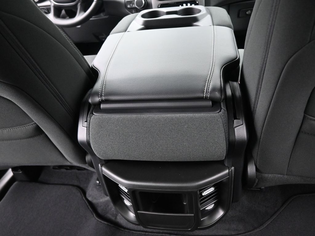 2025 Ram 1500 Tradesman photo 17