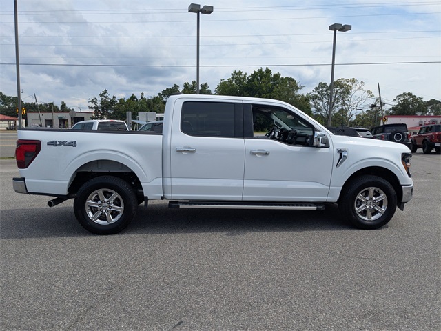 2024 Ford F-150 XLT photo 2