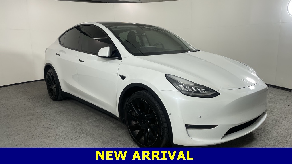 2021 Tesla Model Y Long Range's photo