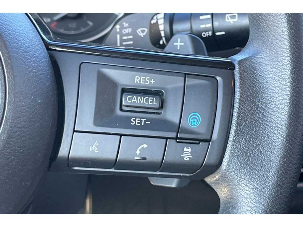 2021 Nissan Rogue SV photo 30