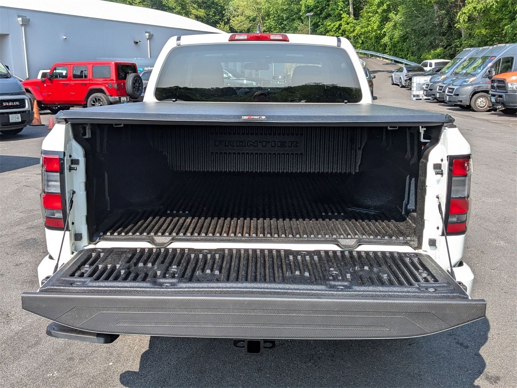 2024 Nissan Frontier SV photo 5
