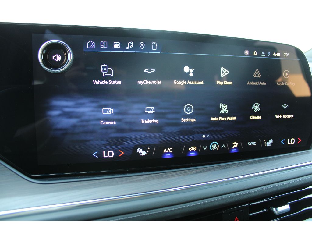 2026 Chevrolet Suburban LT photo 14