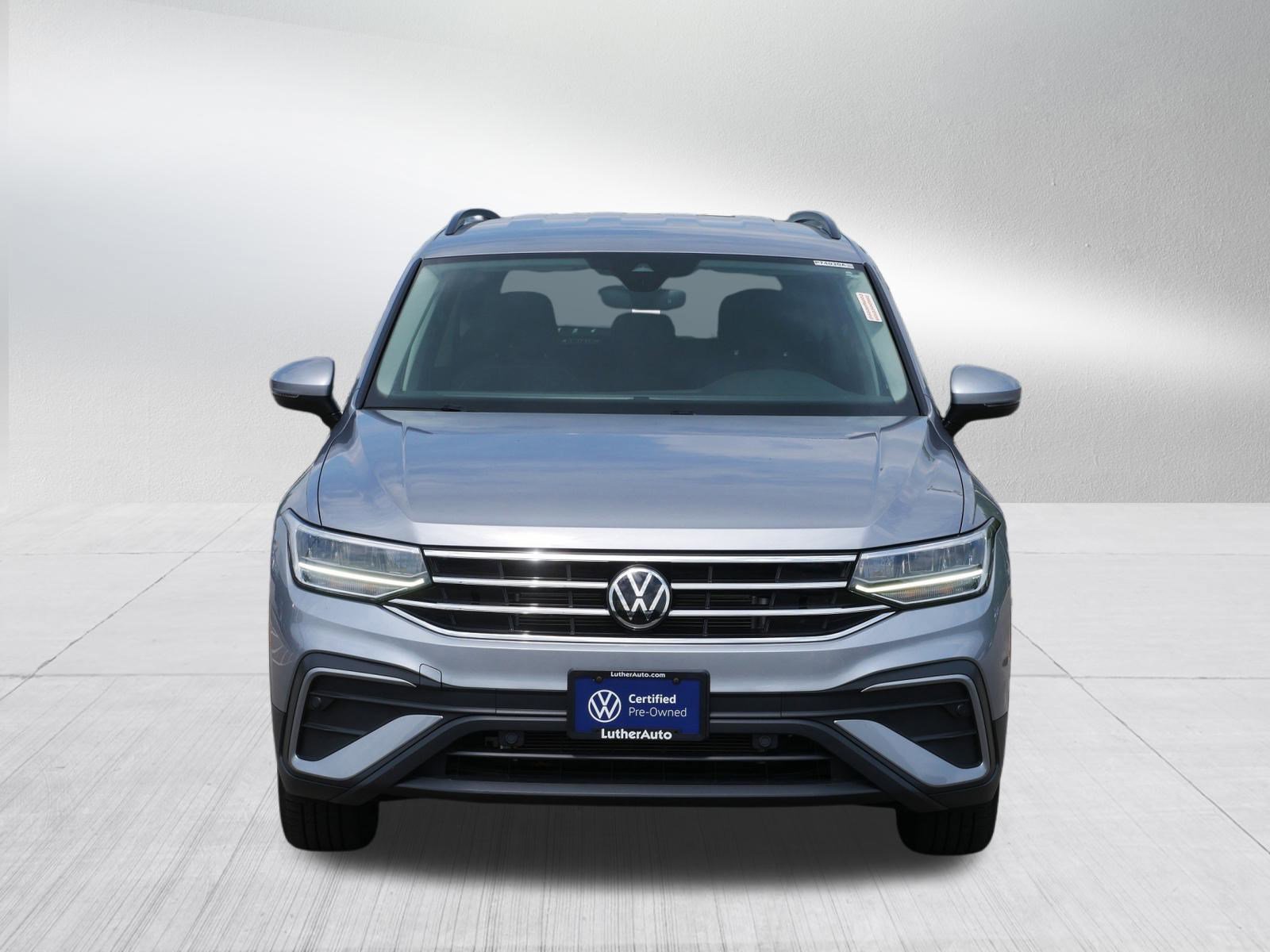 2022 Volkswagen Tiguan S photo 2
