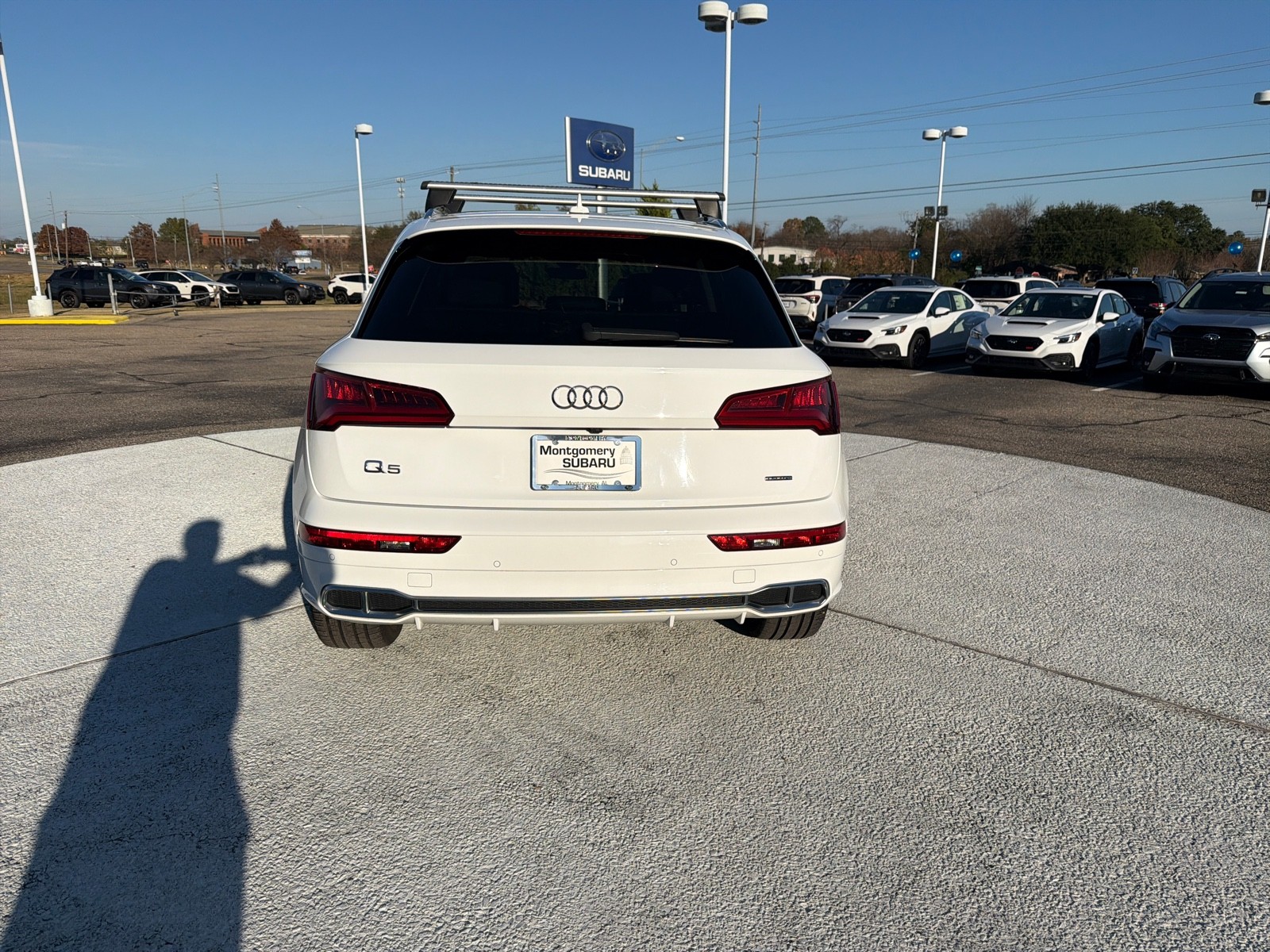 2020 Audi Q5 Premium Plus 55 TFSI e photo 3