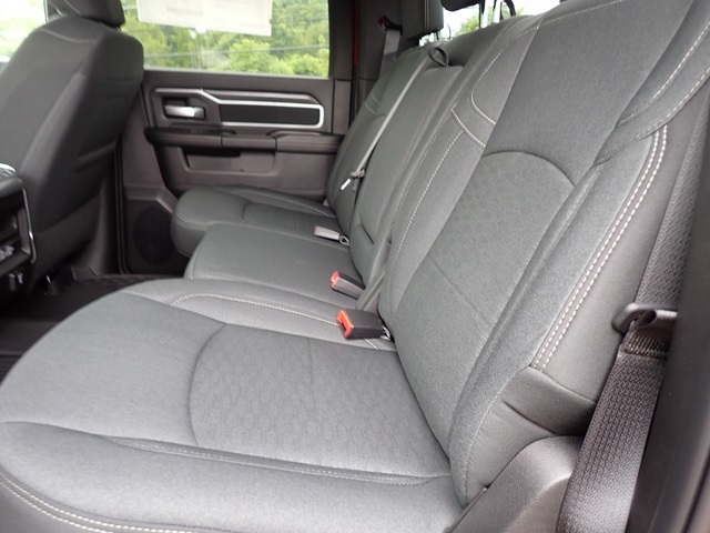 2025 Ram 2500 Big Horn photo 11