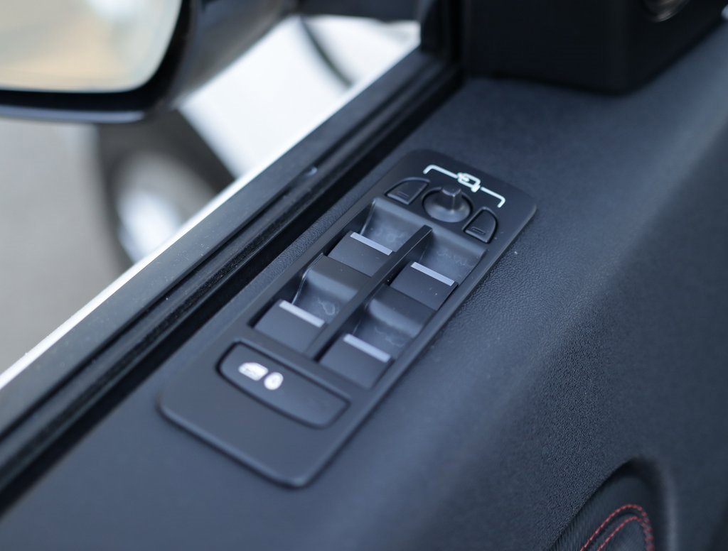 2021 Land Rover Discovery Sport S R-Dynamic photo 22