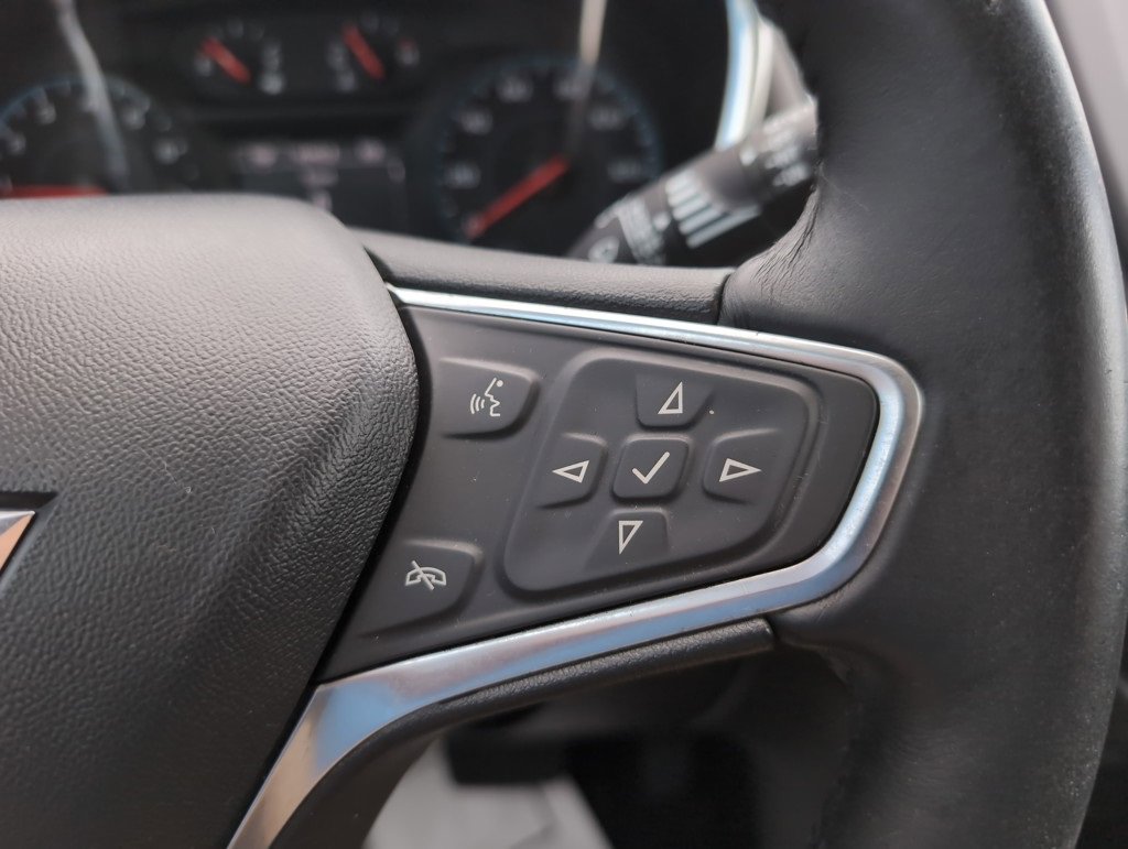 2018 Chevrolet Equinox LT photo 18