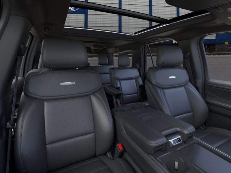 2025 Ford Expedition Platinum MAX EL photo 9