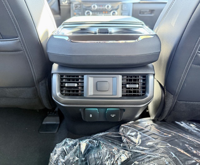 2025 Ford F-150 Lariat photo 27