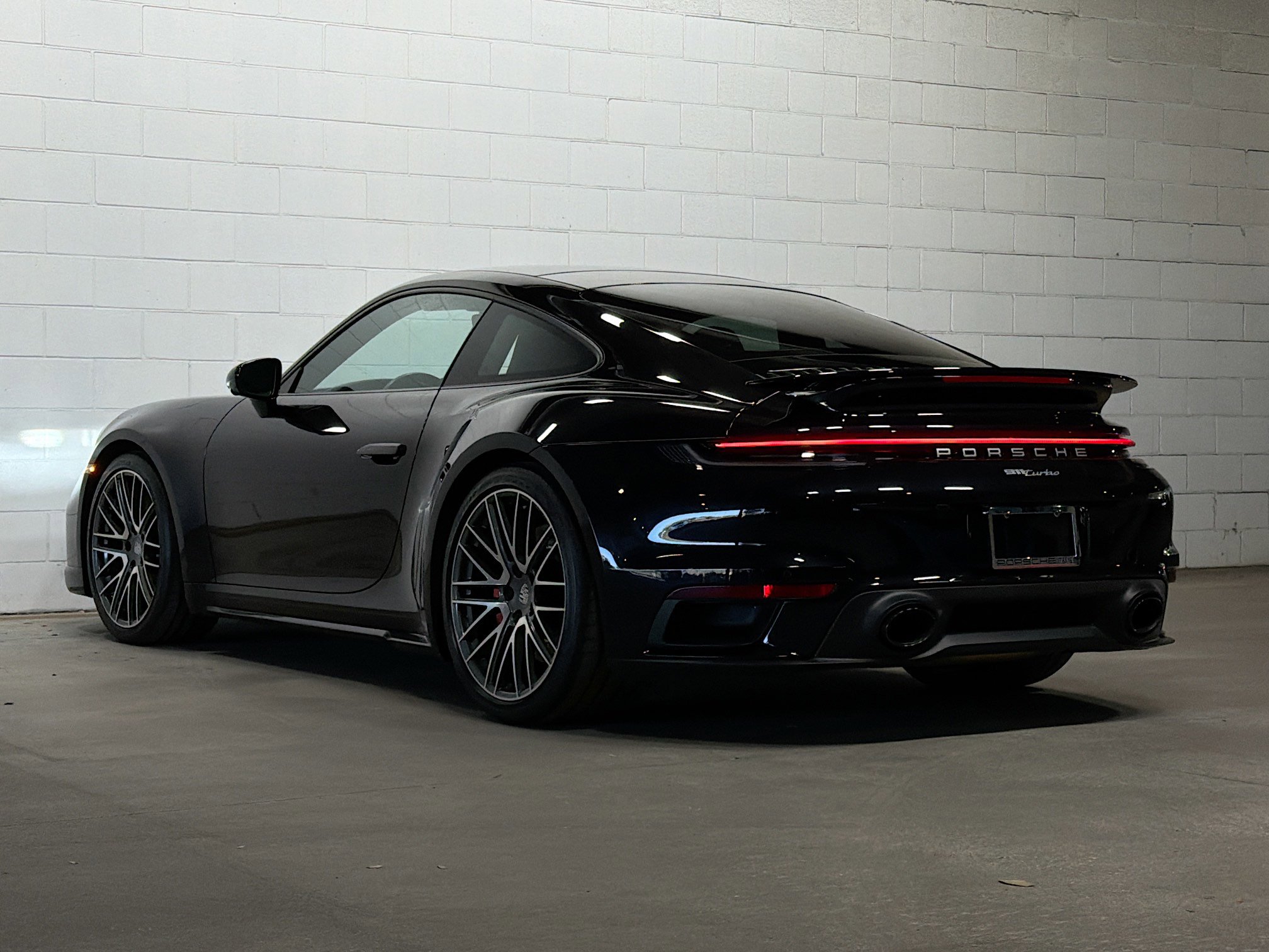 2023 Porsche 911 Turbo S photo 3