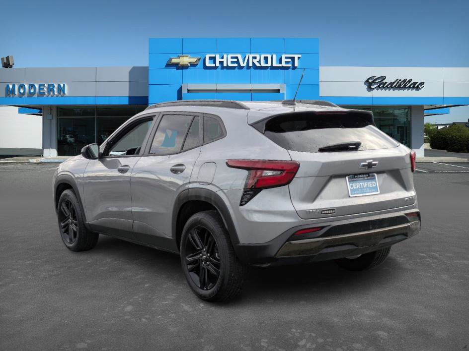 2025 Chevrolet Trax ACTIV photo 2