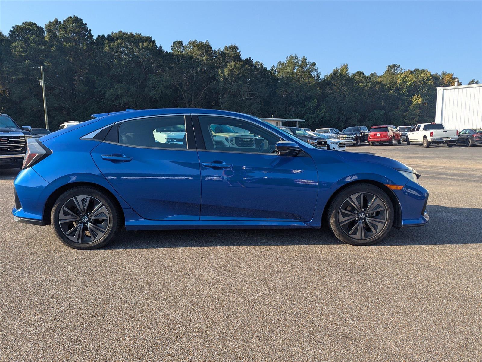 2017 Honda Civic Hatchback EX photo 6