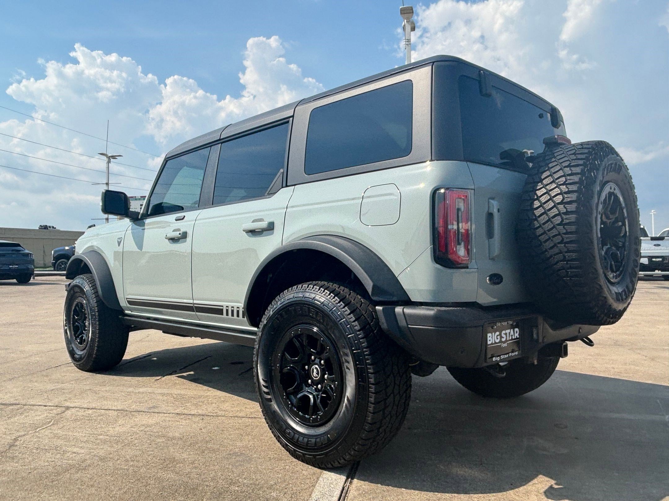 2021 Ford Bronco First Edition photo 8