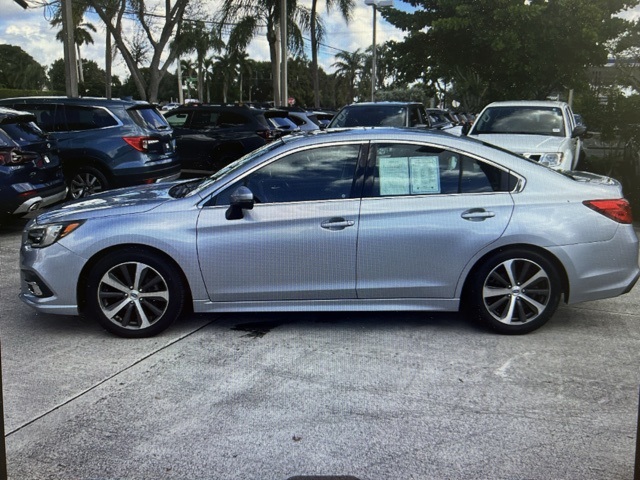 2018 Subaru Legacy 2.5i photo 2