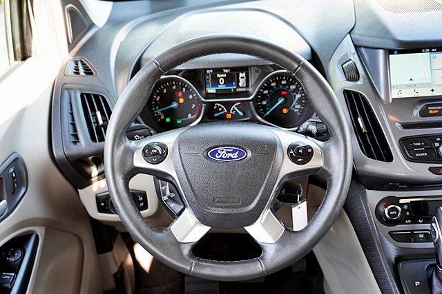 2018 Ford Transit Connect Titanium photo 22