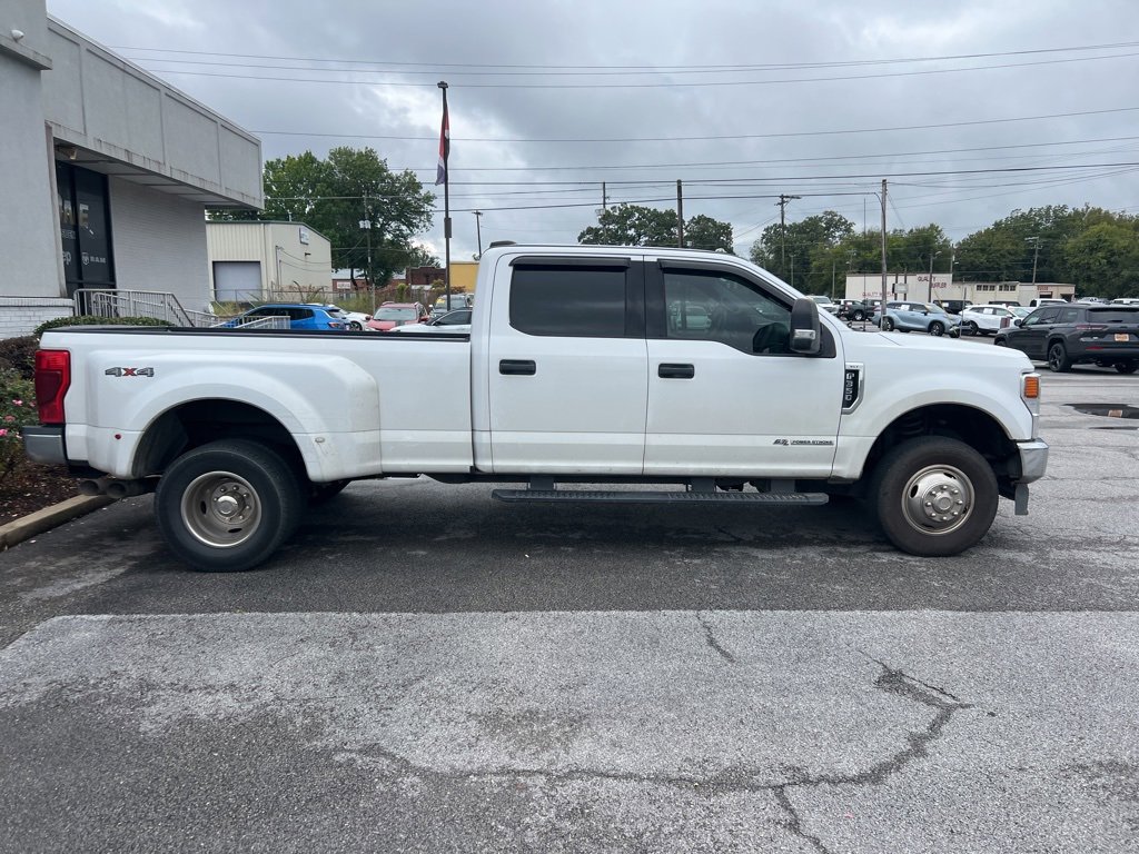 2020 Ford F-350 XLT photo 3