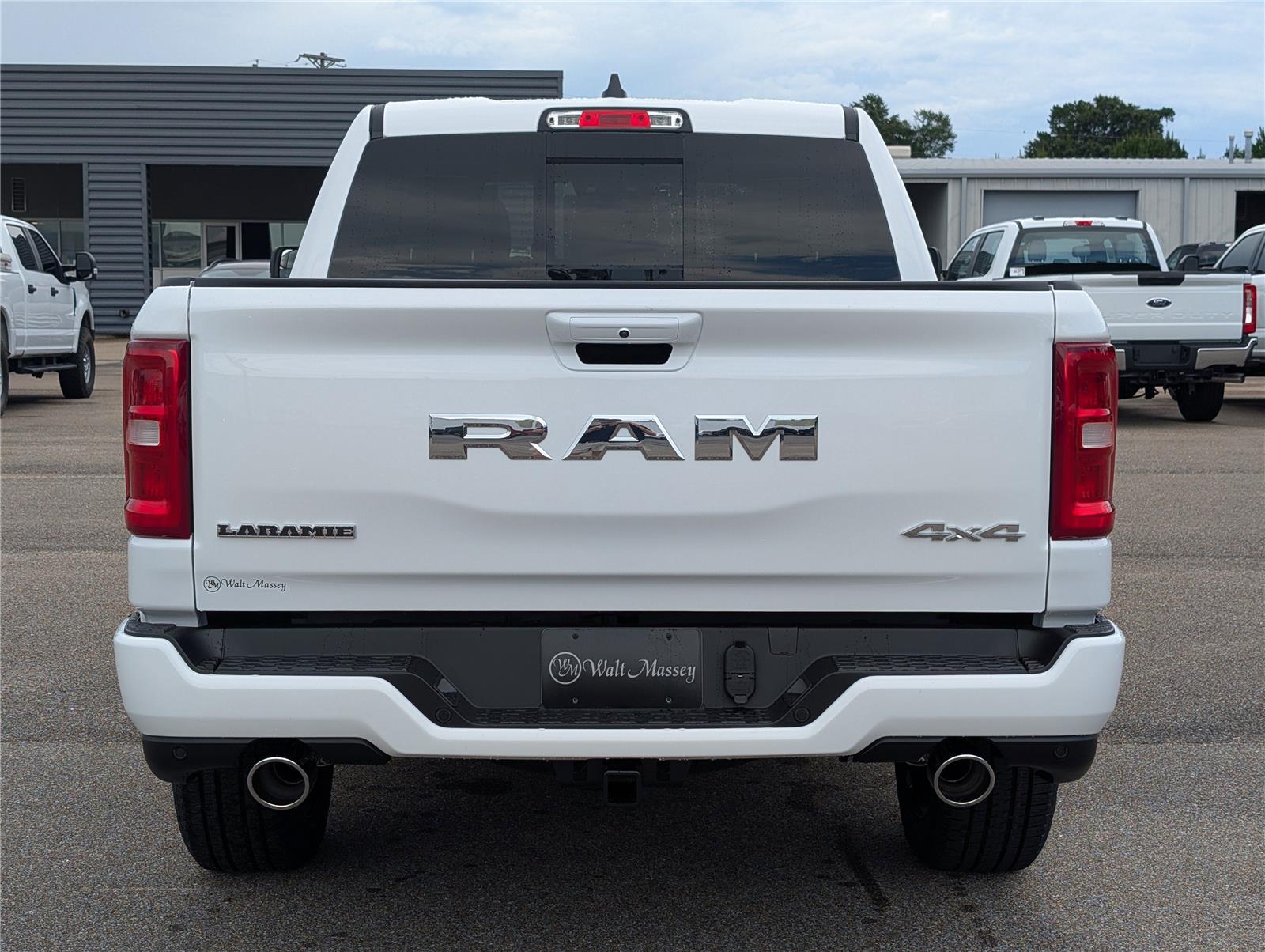 2026 Ram 1500 Laramie photo 4