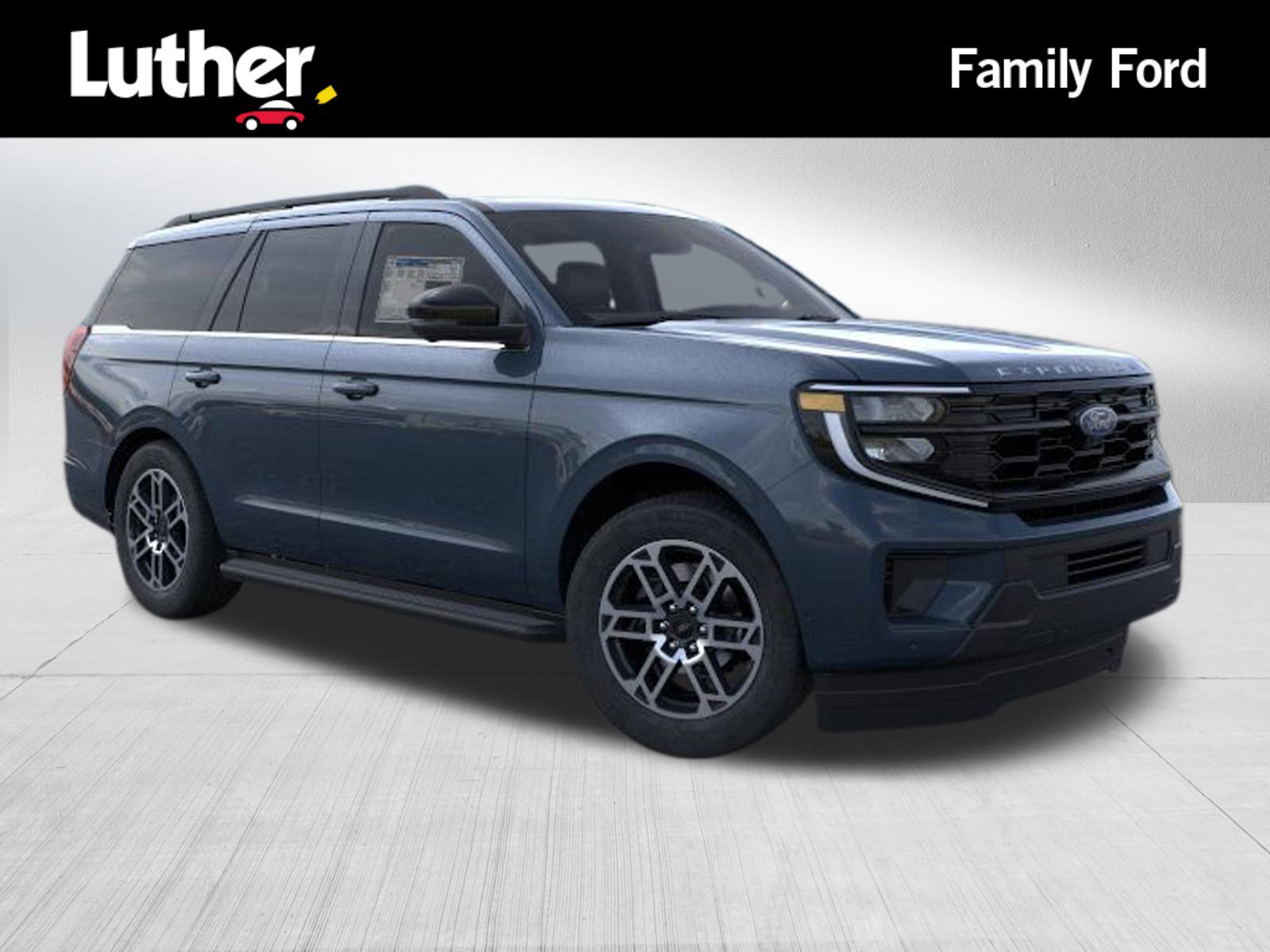 2025 Ford Expedition Active's photo