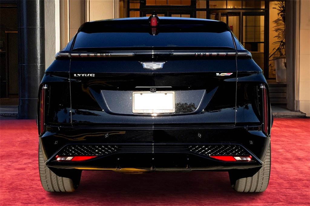 2026 Cadillac Lyriq photo 4