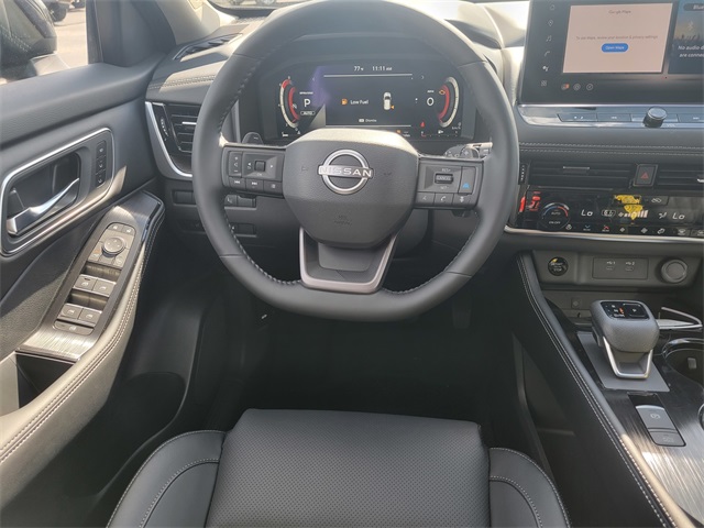 2026 Nissan Rogue Platinum photo 25