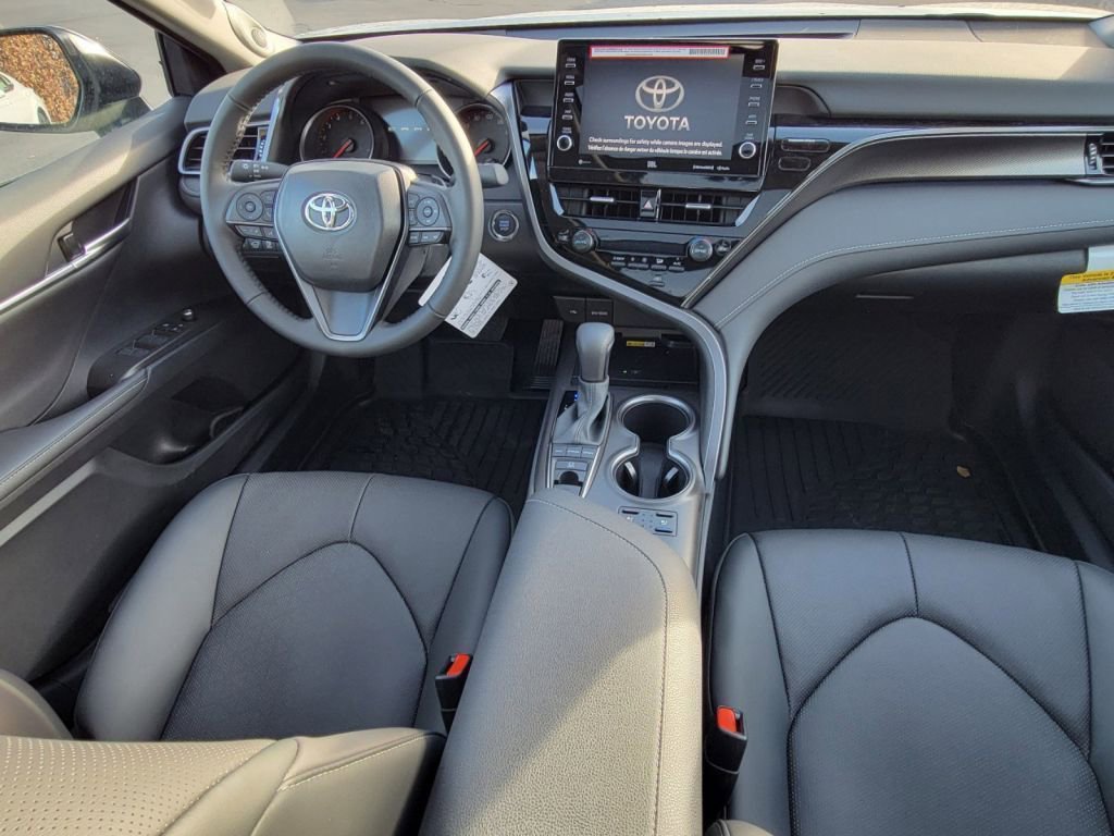 2024 Toyota Camry XSE V6 photo 16