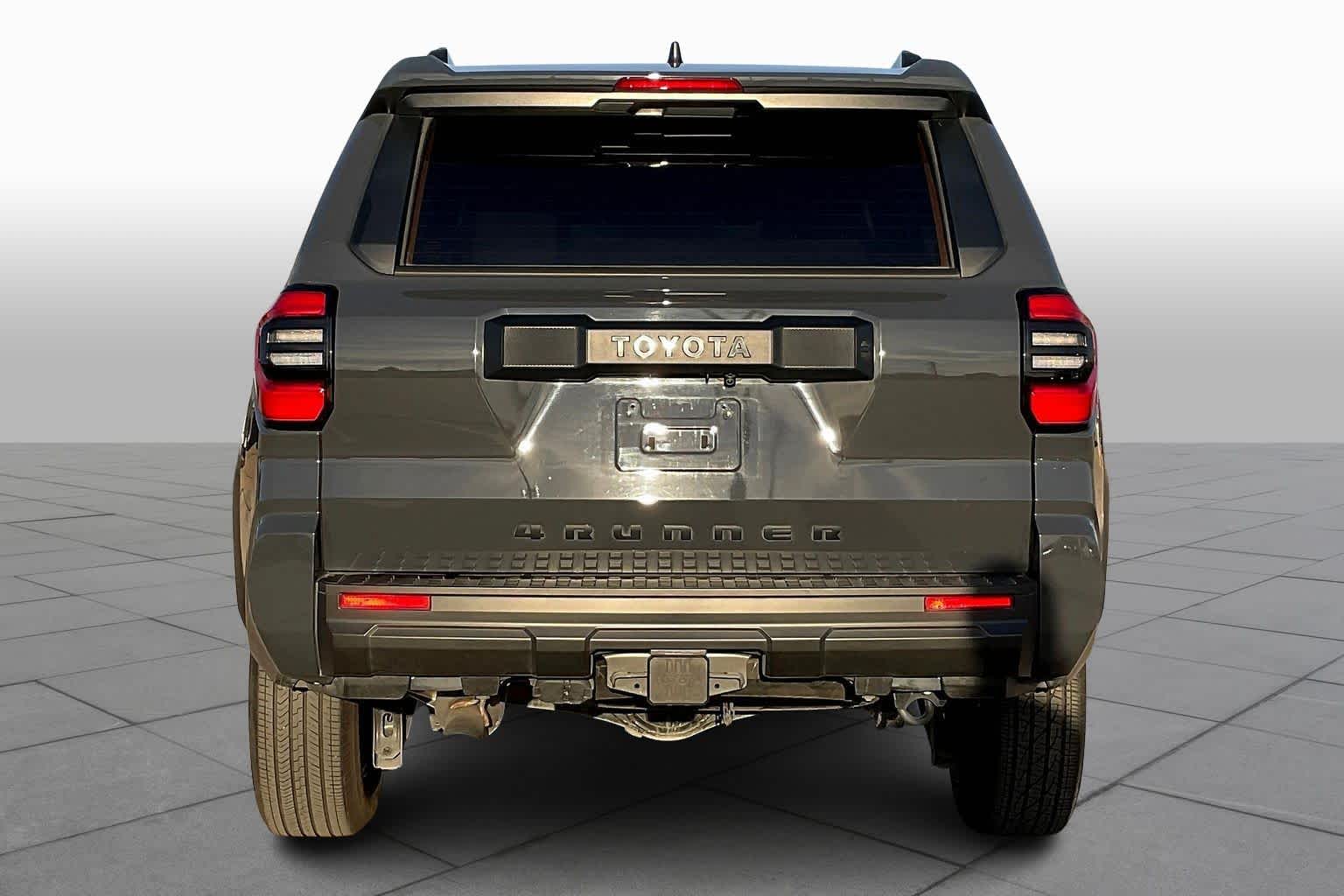 2025 Toyota 4Runner SR5 photo 4