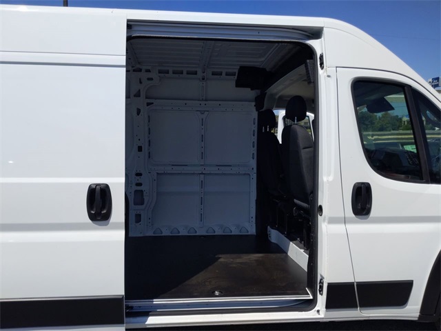 2026 Ram ProMaster 3500 photo 24