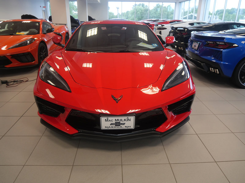 2024 Chevrolet Corvette Stingray 2LT photo 2