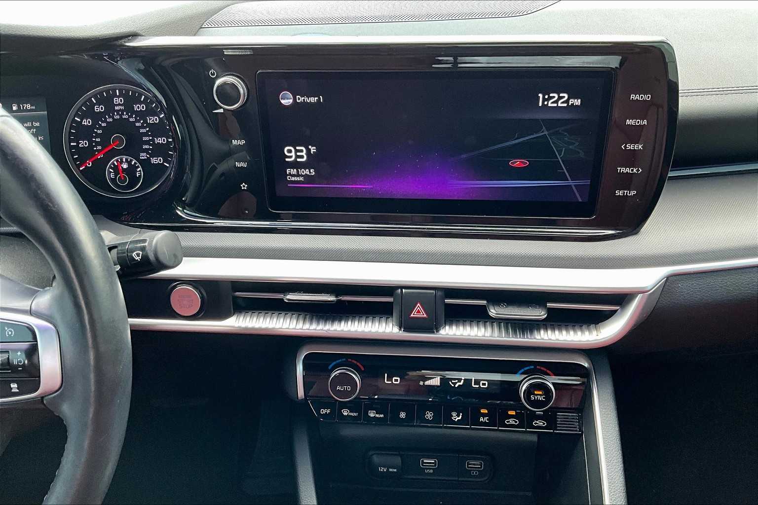2022 Kia K5 GT-Line photo 6