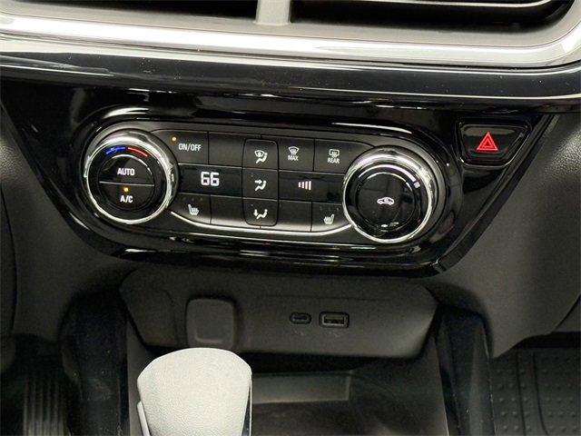 2025 Chevrolet Trax photo 23