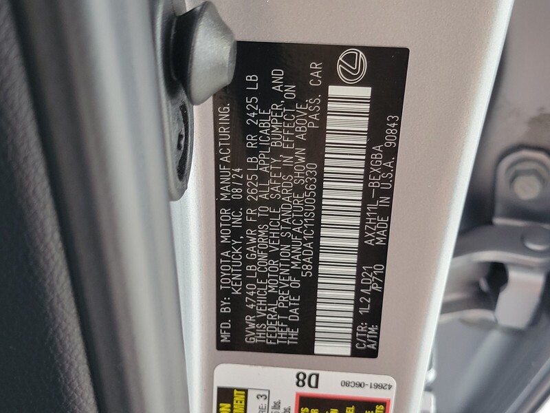 2025 Lexus ES 300h photo 15