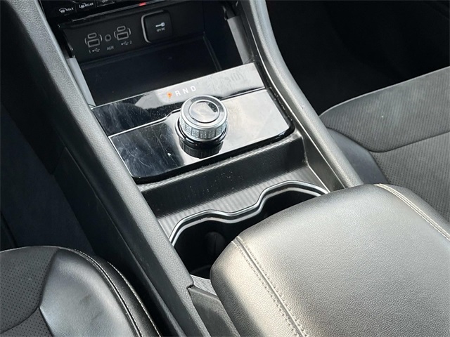 2024 Jeep Grand Cherokee Altitude photo 13