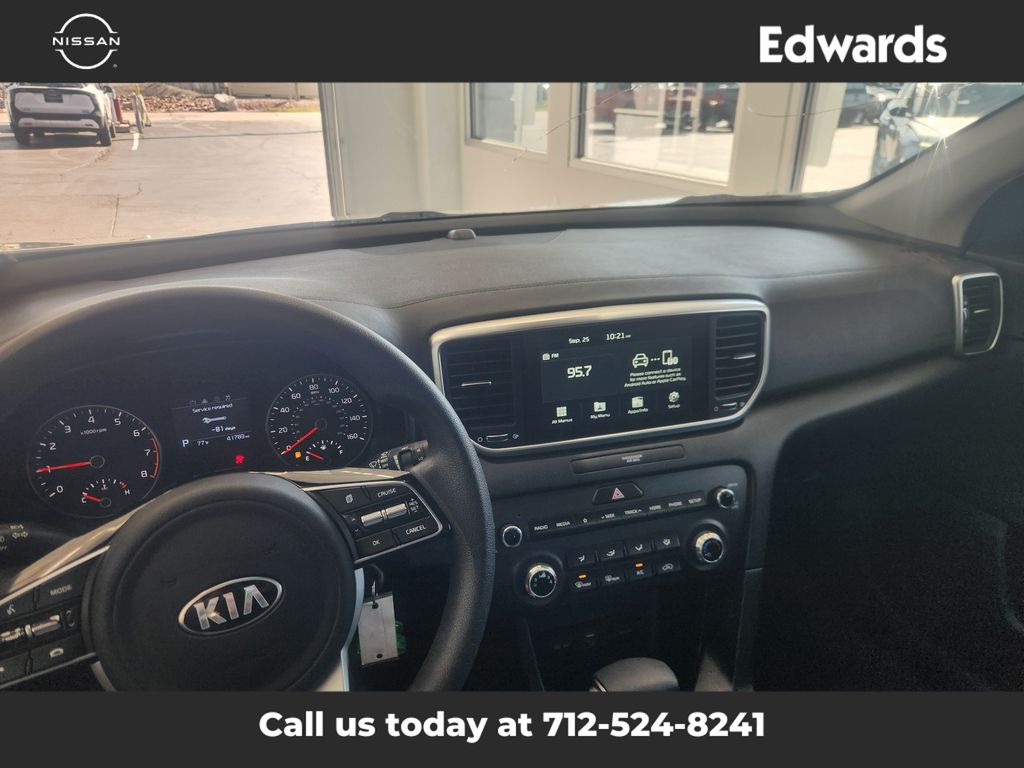 2022 Kia Sportage LX photo 17