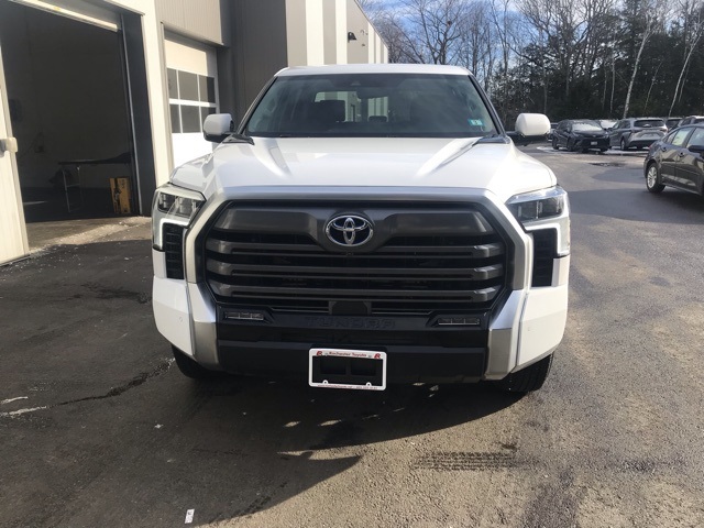 2024 Toyota Tundra Limited's photo