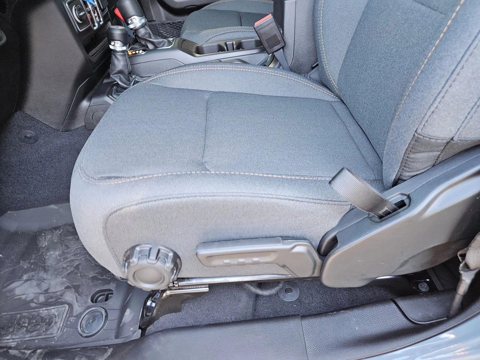 2026 Jeep Wrangler Sport photo 4