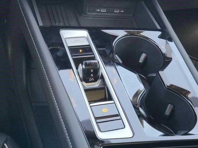 2025 Volkswagen Atlas SEL Premium R-Line photo 20