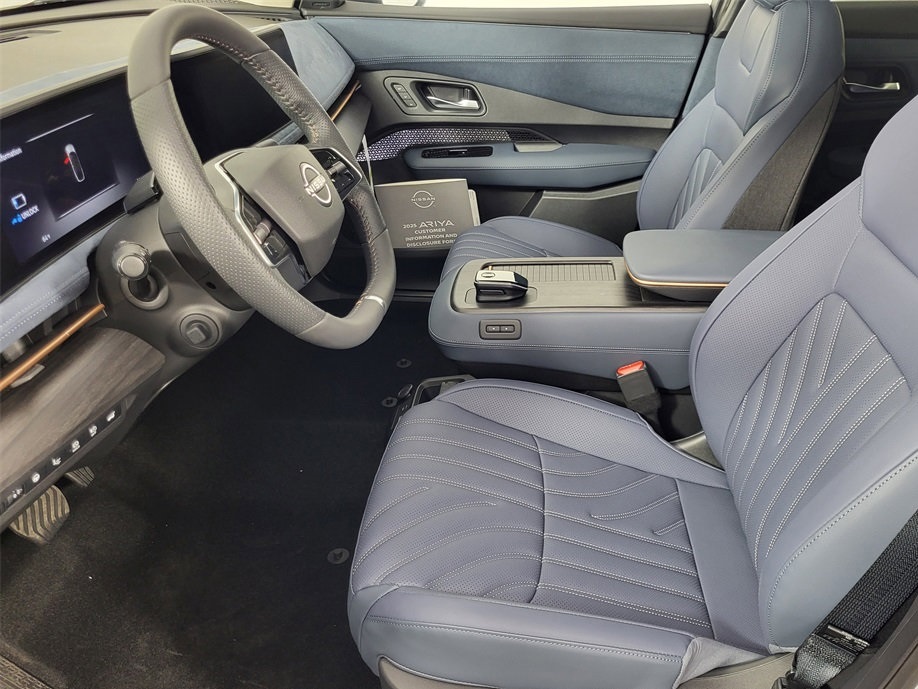 2025 Nissan ARIYA Platinum e-4ORCE photo 15