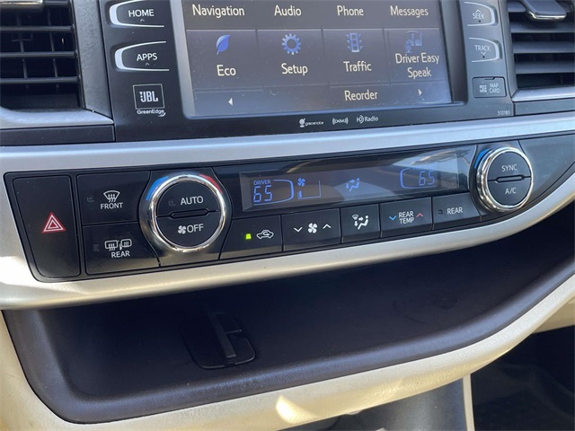 2017 Toyota Highlander Limited Platinum photo 25