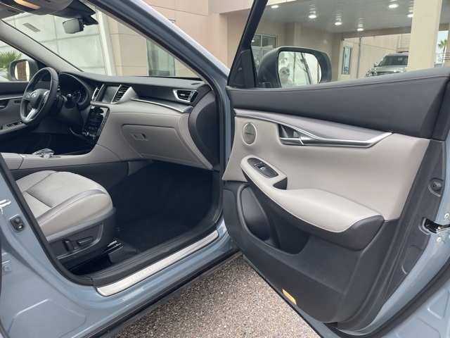 2024 Infiniti QX50 Luxe photo 21