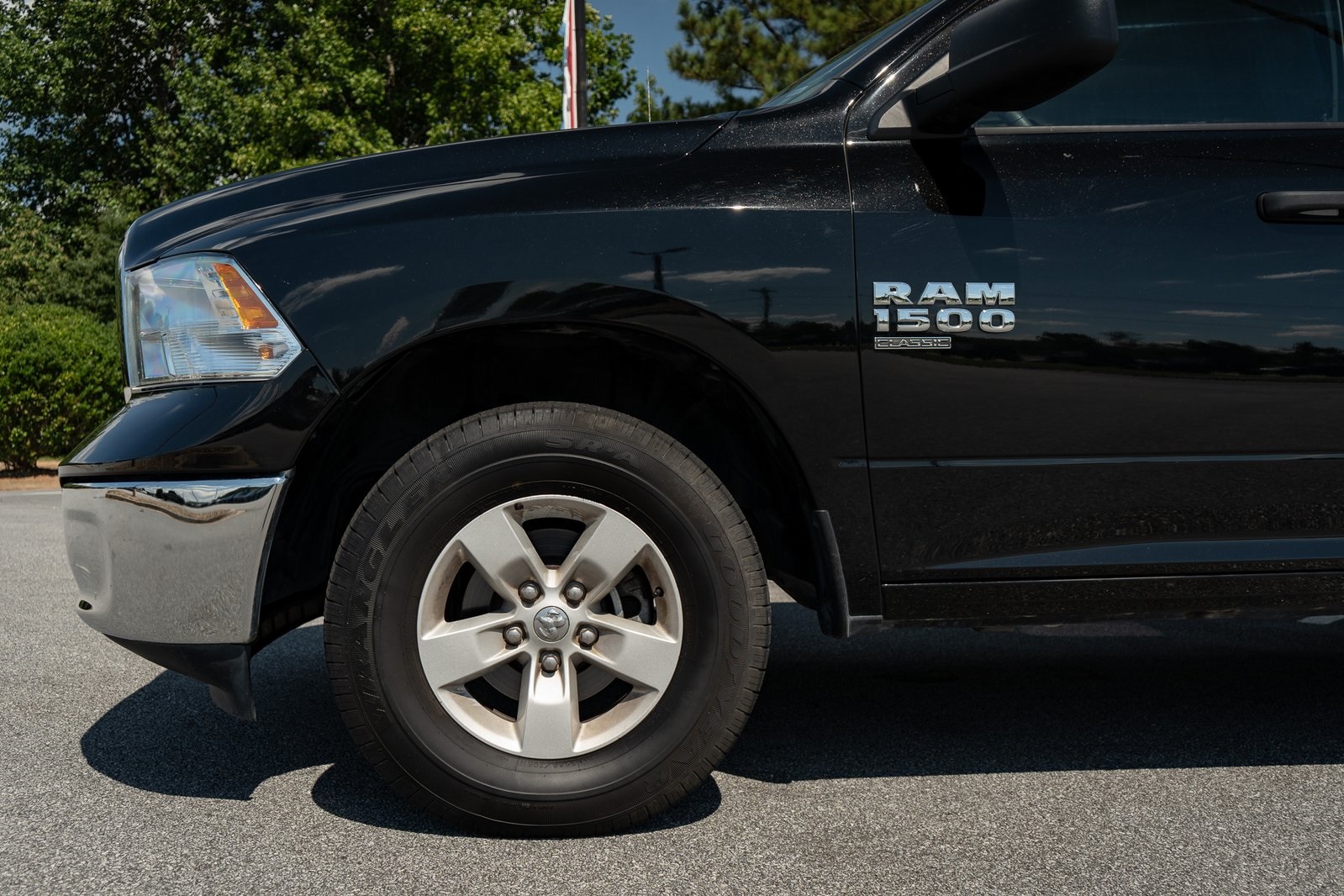 2024 Ram 1500 Classic SLT photo 2