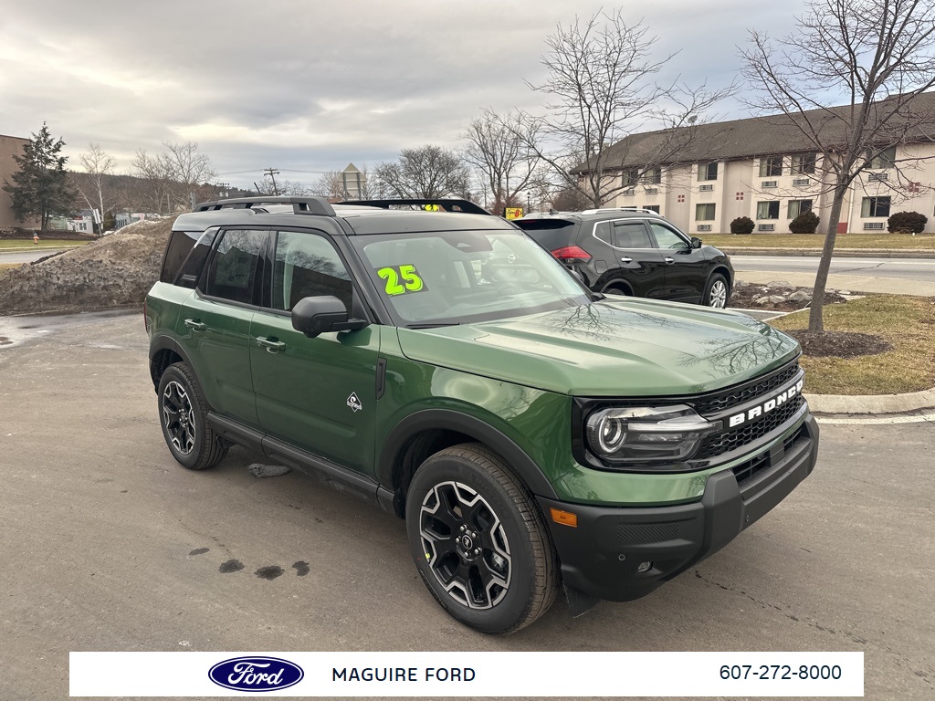 2025 Ford Bronco Sport Outer Banks's photo