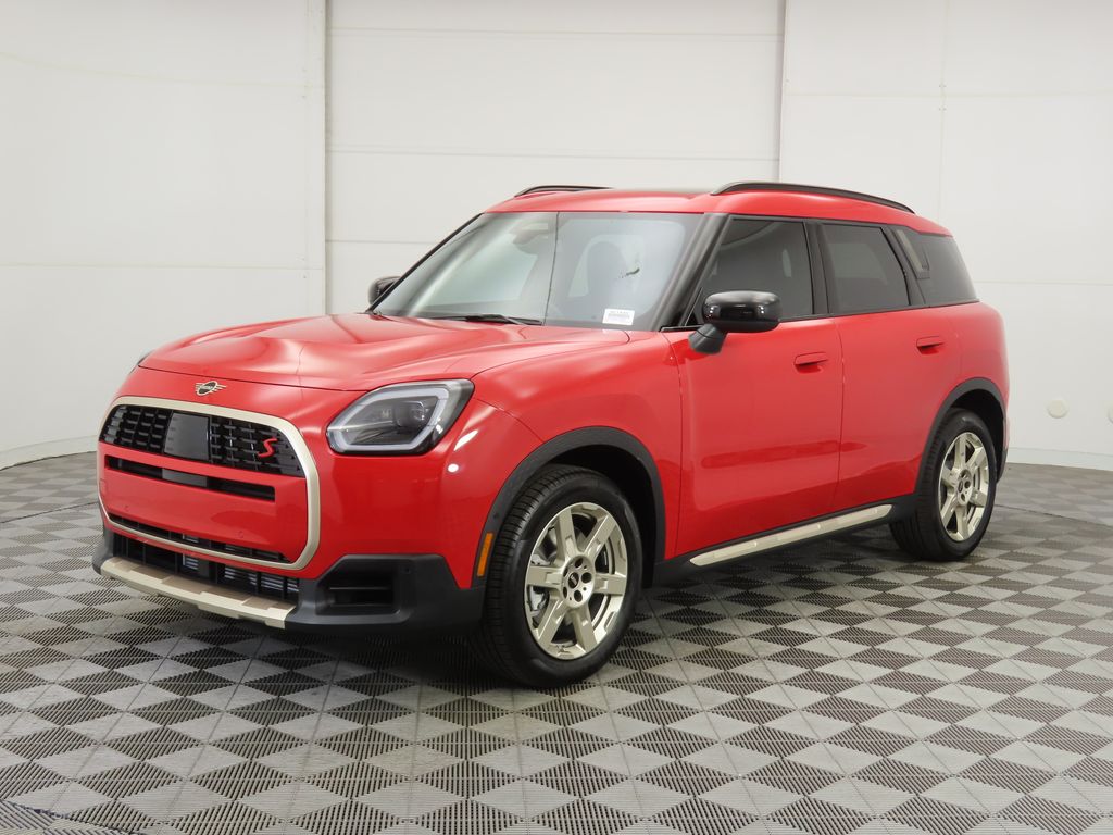 2025 MINI Countryman S's photo