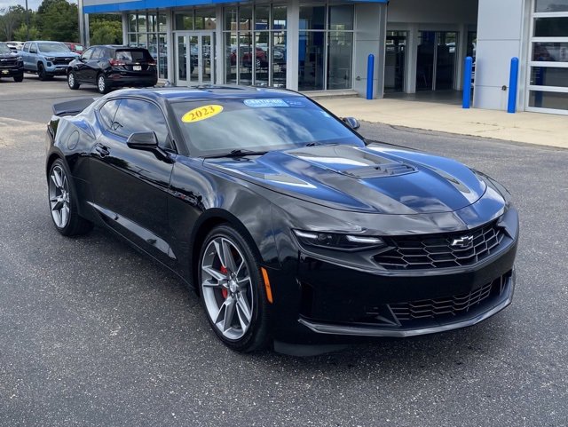 2023 Chevrolet Camaro LT1's photo